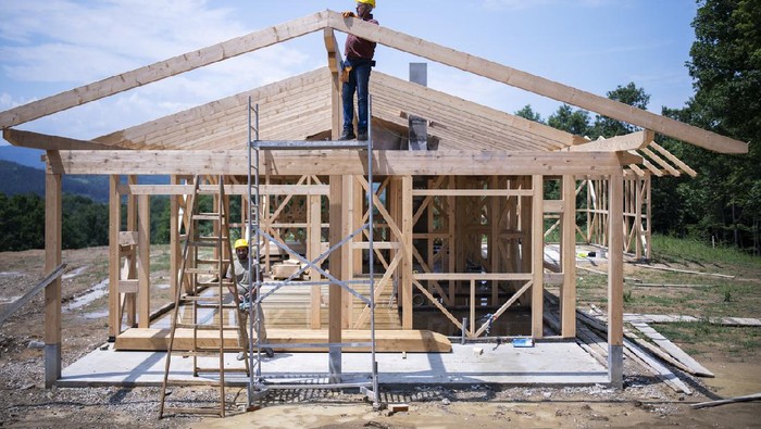Renovasi Rumah Ditolak Tetangga, Pemilik Balas dengan Cara Tak Biasa hingga Viral